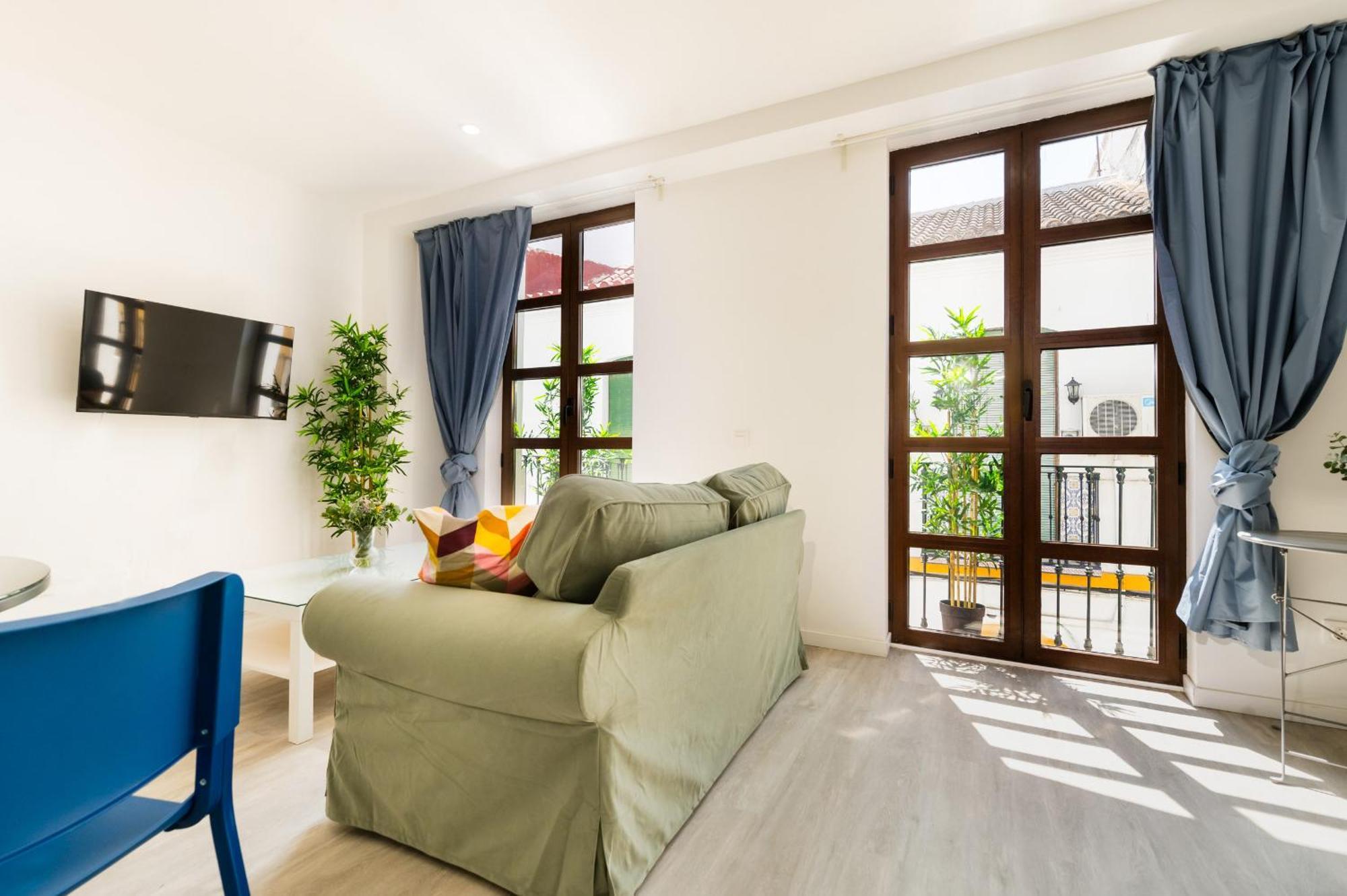 Anfitrion Triana 1 Apartment Севиля Екстериор снимка